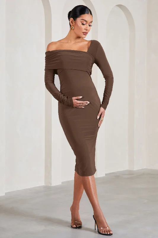 Midi Dresses for Road Trips -Heartbeat Chocolate One-Shoulder Long-Sleeved Maternity Midi Dress