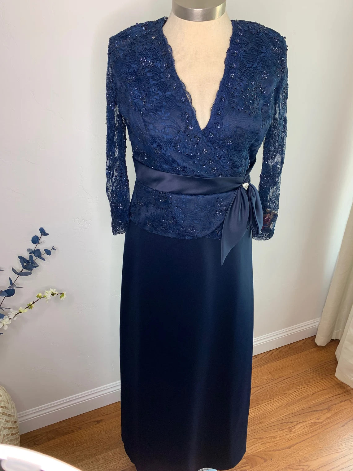 Mesh-Back Party Dress -Navy Blue Lace Top Formal Dress Mother of the Bride Lace 3/4 Sleeve Dress A line Satin Cocktail Dresses