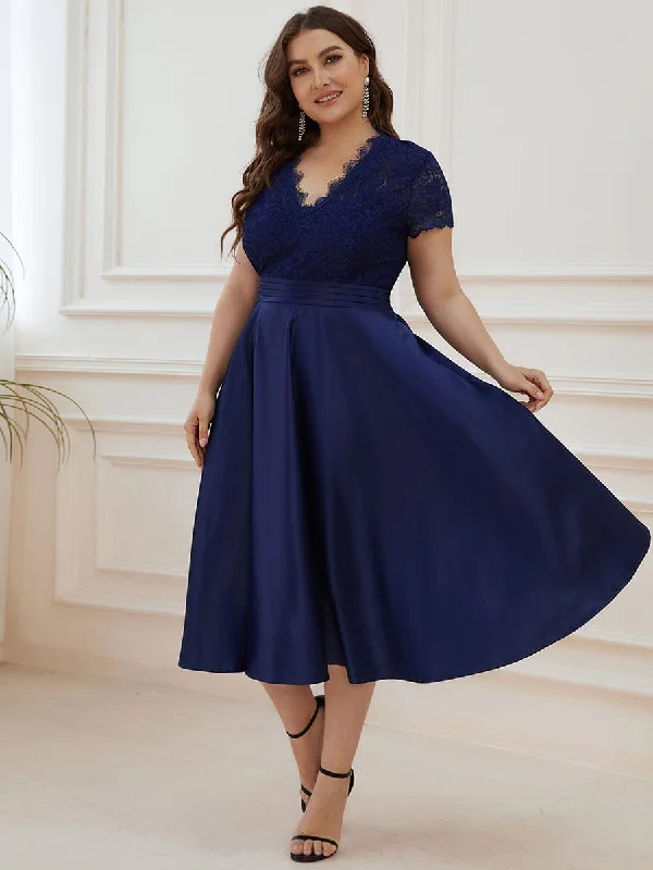 Warm-Weather Party Dress -Plus Size V-neck Lace Bodice A-line Cocktail Dress with Pockets