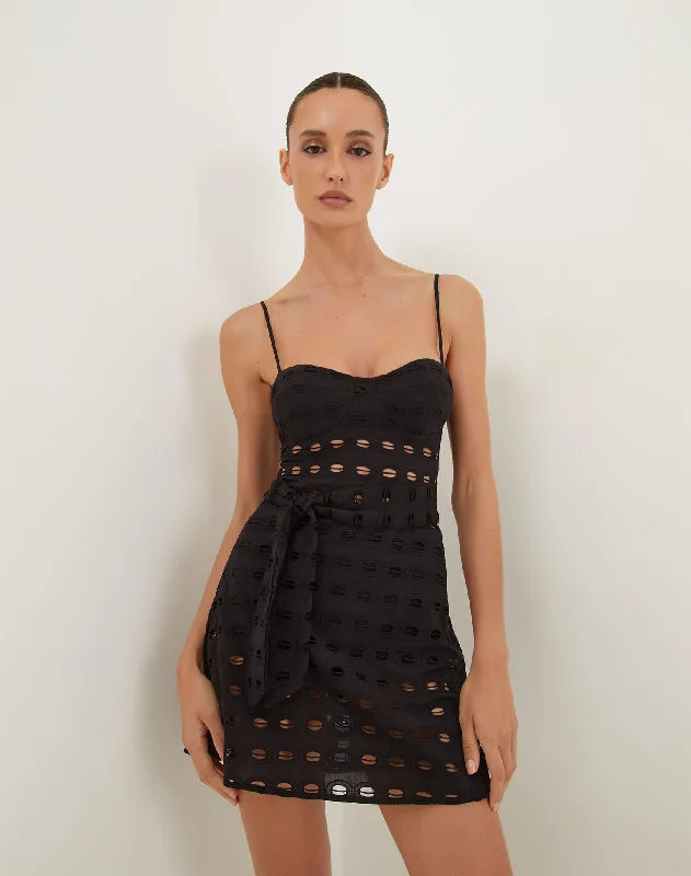 Mini Dresses for Fall Nights -Noor Short Dress - Black